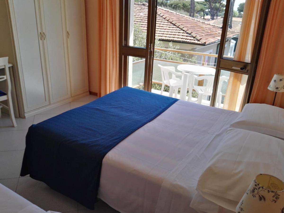 Hotel Elizabeth Marina di Pietrasanta Bagian luar foto
