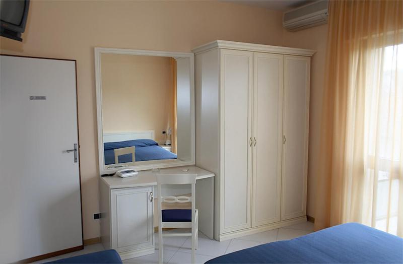 Hotel Elizabeth Marina di Pietrasanta Bagian luar foto