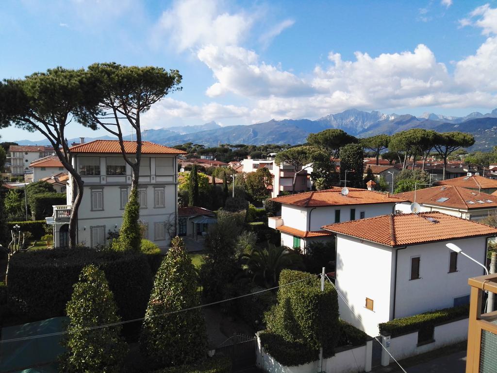 Hotel Elizabeth Marina di Pietrasanta Bagian luar foto