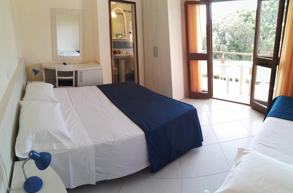 Hotel Elizabeth Marina di Pietrasanta Bagian luar foto