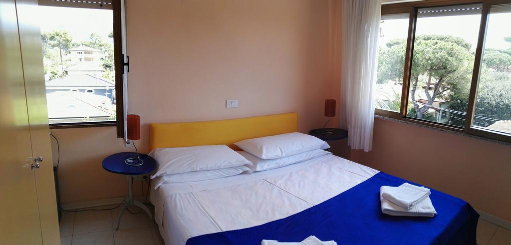 Hotel Elizabeth Marina di Pietrasanta Bagian luar foto
