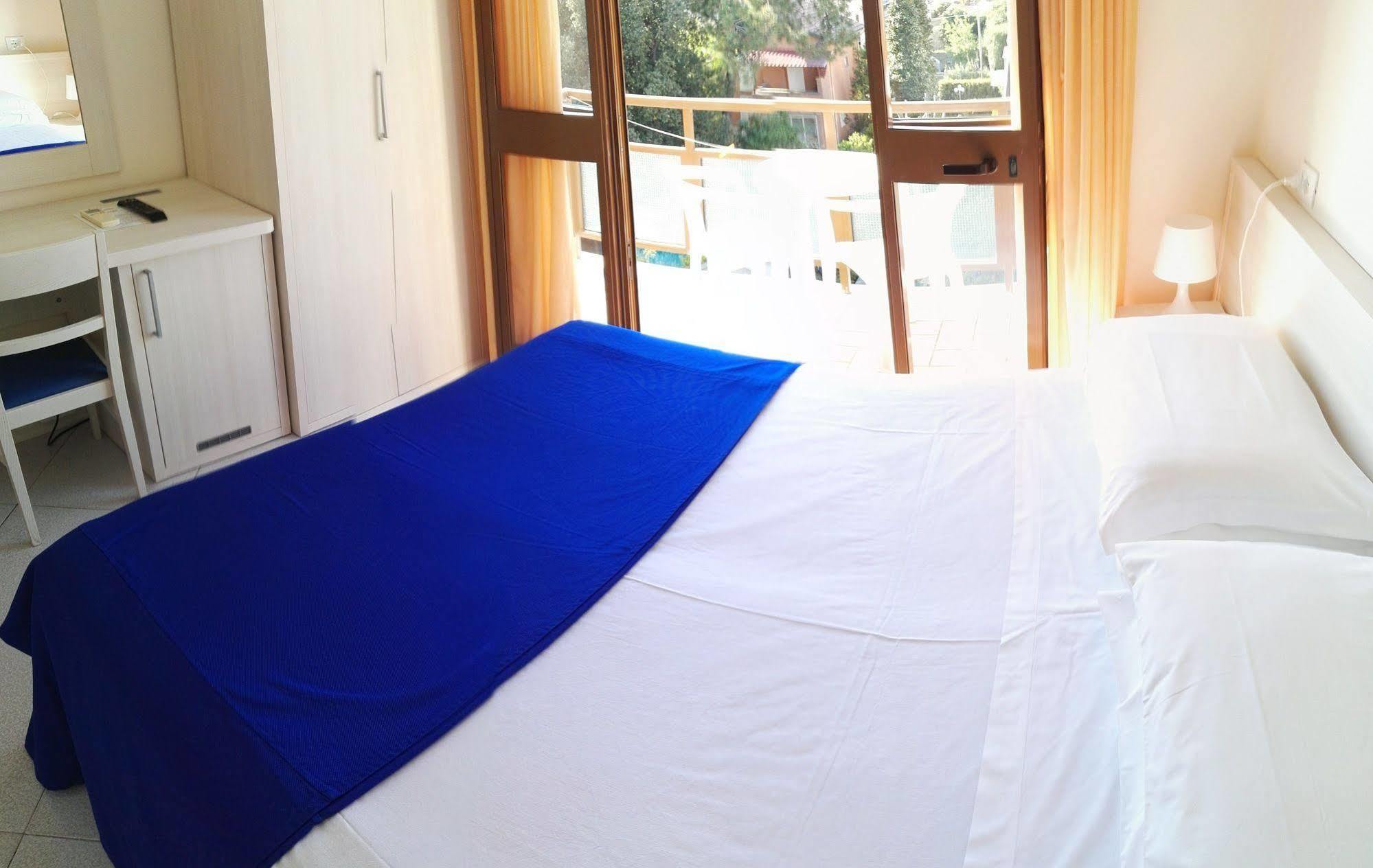 Hotel Elizabeth Marina di Pietrasanta Bagian luar foto