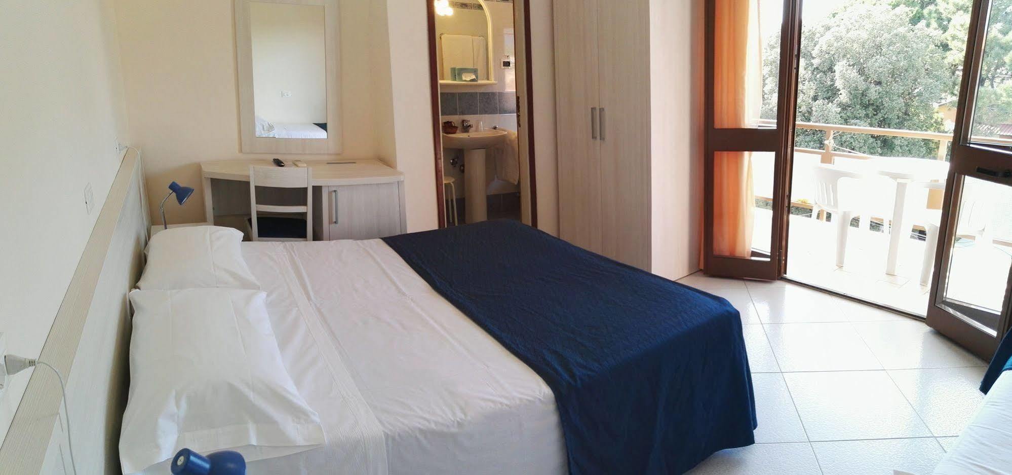 Hotel Elizabeth Marina di Pietrasanta Bagian luar foto